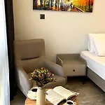 01 Nova Otel