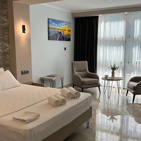 Hotel 01 Nova 3*