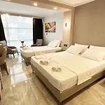 Hotel 01 Nova 3*