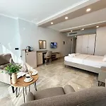 01 Nova Hotel 3*