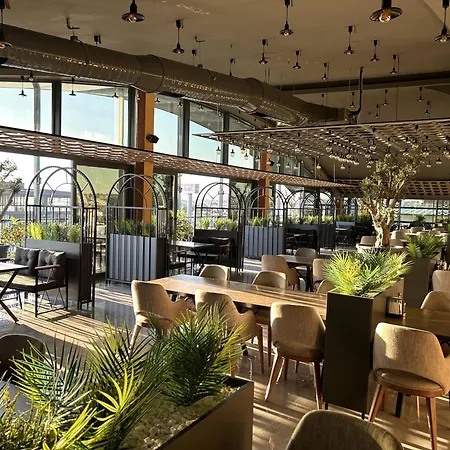 ホテル 01 Nova 3*