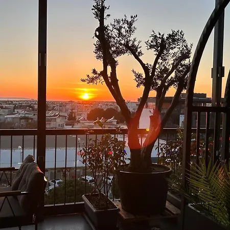 01 Nova Отель 3*