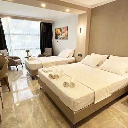 ホテル 01 Nova 3*